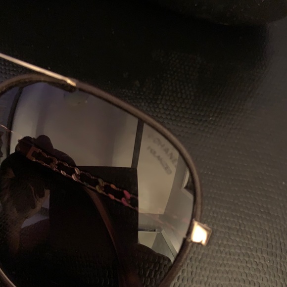 100 percent AUTHENTIC CHANEL pilot sunglasses - Picture 7 of 7